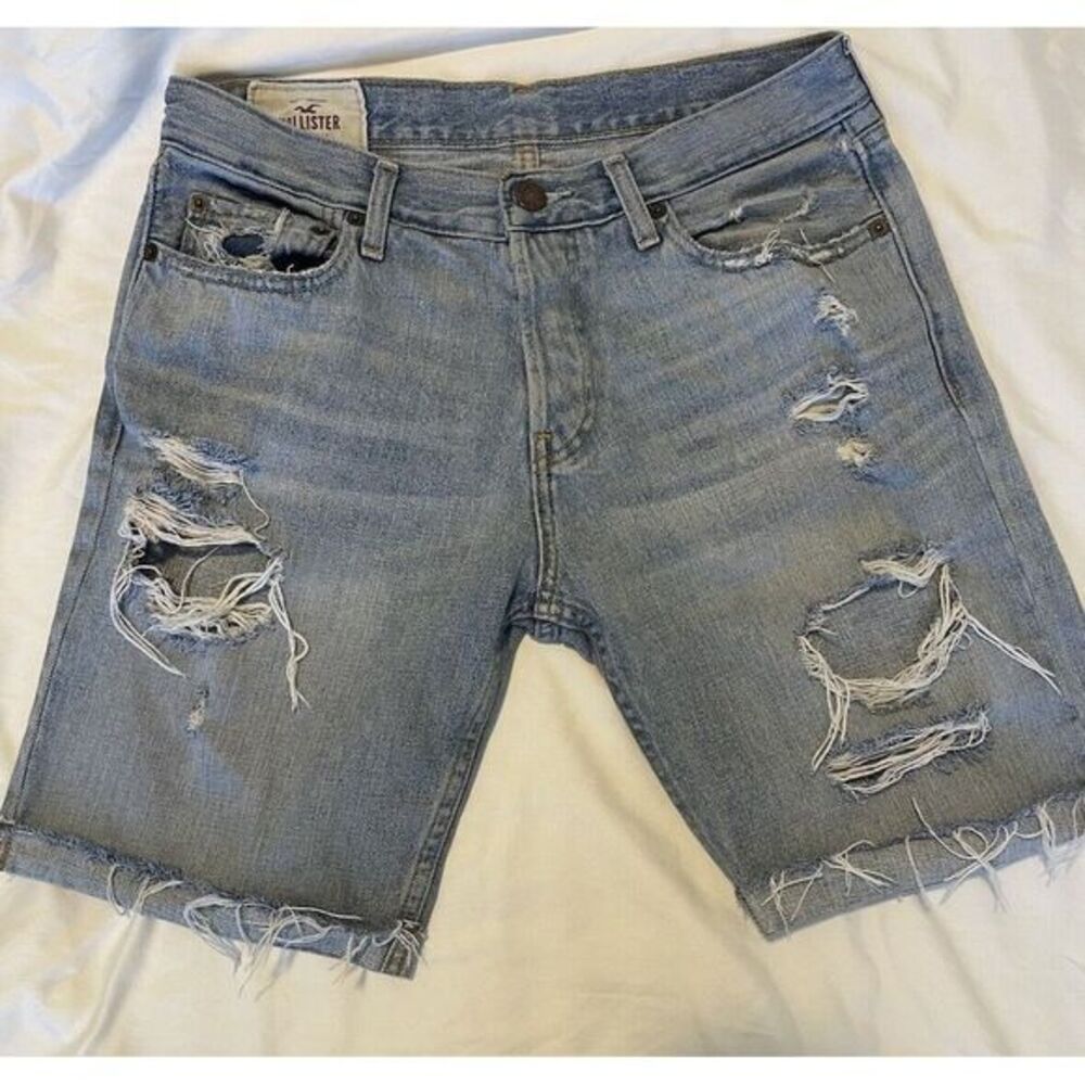Hollister Men Ripped Button Fly Bermuda Shorts Sz 32